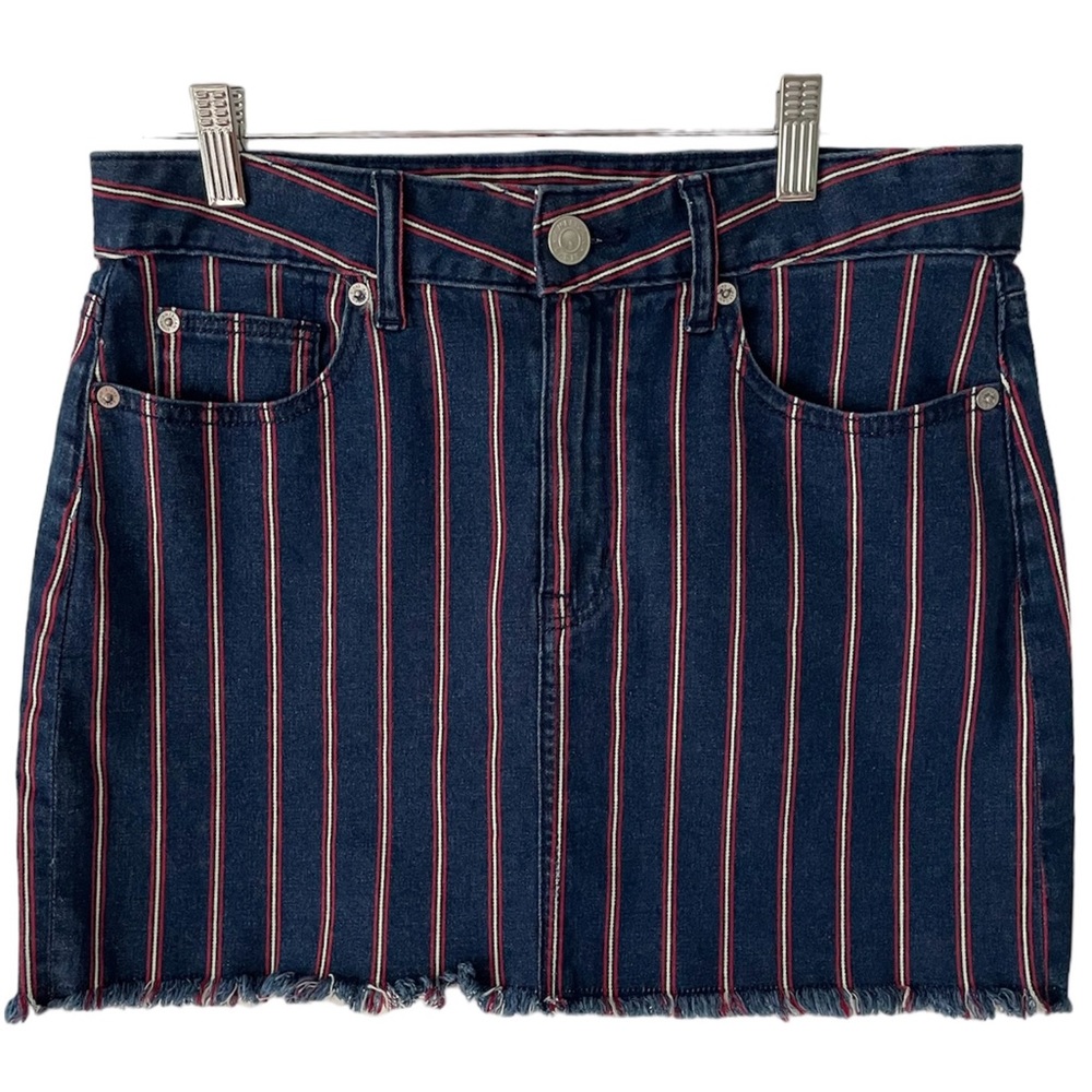 AMERICAN EAGLE FRINGED SKIRT, SIZE 8